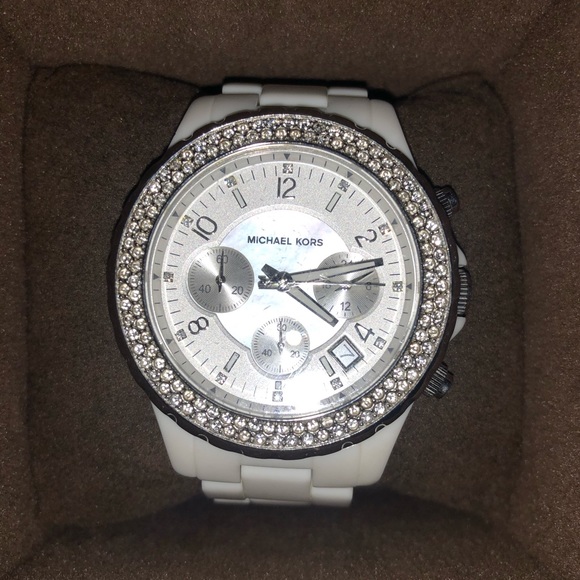 Michael Kors Madison White Mother of Pearl Watch - Picture 1 of 6